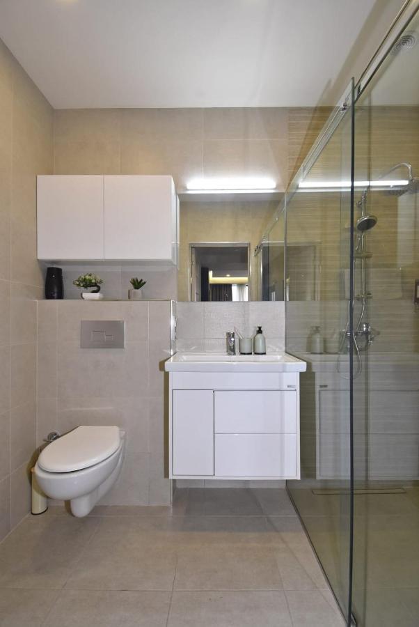 Home4You City Center Apartments Ереван Екстериор снимка