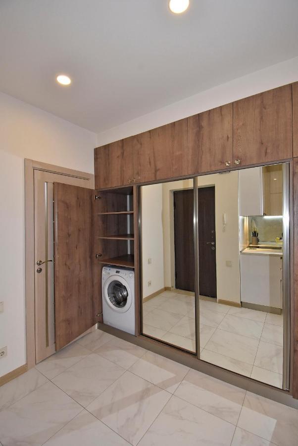 Home4You City Center Apartments Ереван Екстериор снимка