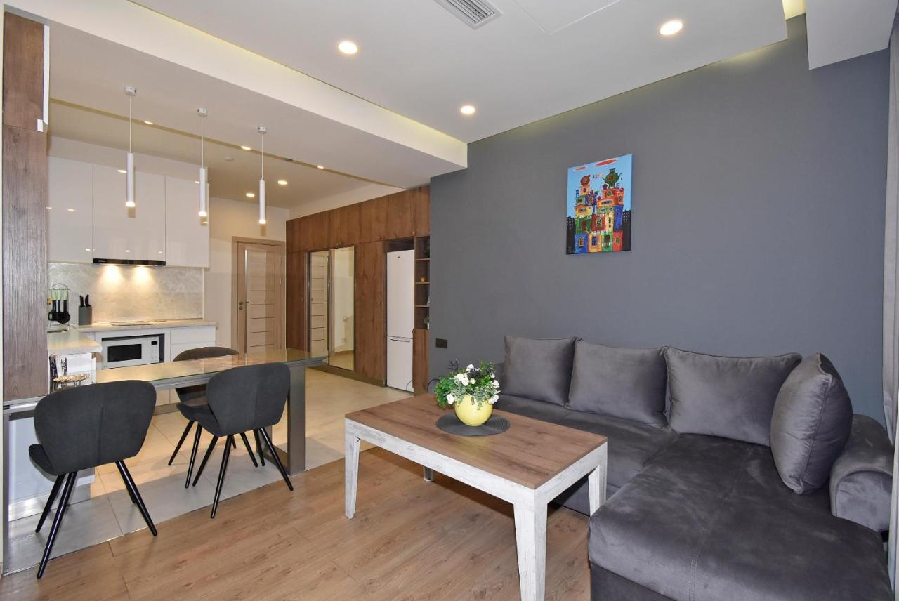 Home4You City Center Apartments Ереван Екстериор снимка