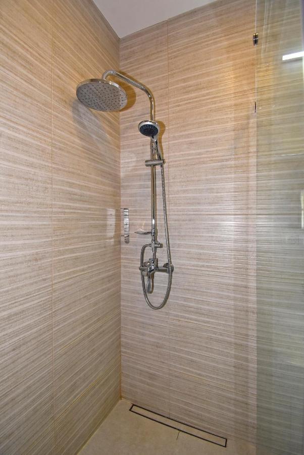 Home4You City Center Apartments Ереван Екстериор снимка